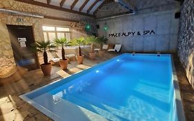 MAŁE ALPY&SPA - Willa z Basenem Krynica-Zdrój